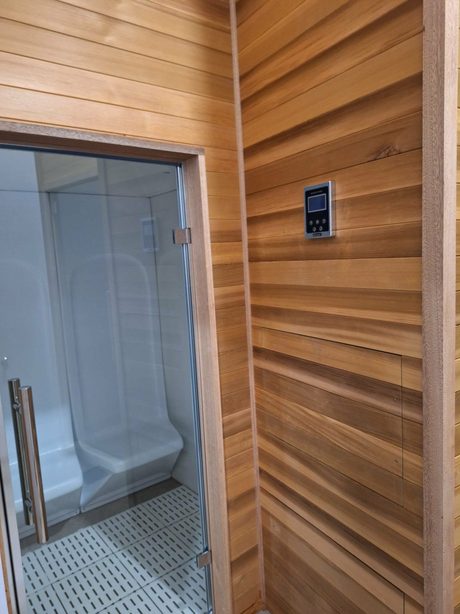 Suite de Luxe — hammam privé en bois