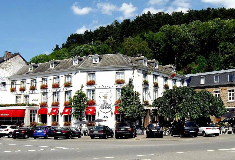 Le Royal Hôtel Restaurant Bonhomme au cœur de Remouchamps